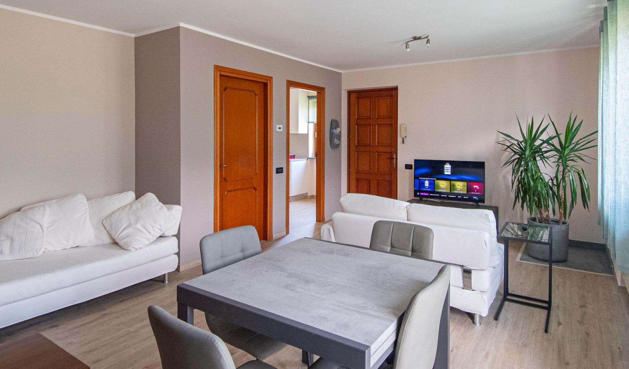 La Casa Delle Farfalle - Cir Vda Sarre 0001 Aosta Esterno foto