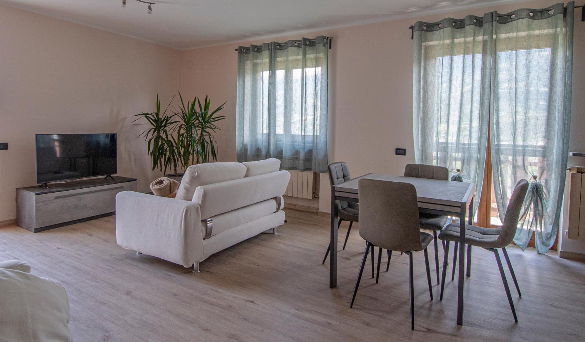 La Casa Delle Farfalle - Cir Vda Sarre 0001 Aosta Esterno foto